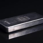 Silver rises as investors look past inflation risk