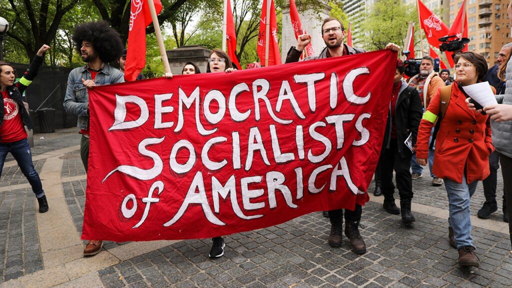 Immigrant warns socialist 'pipe dream' threatens American dream